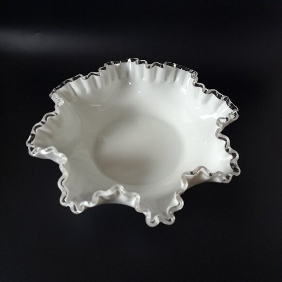Fenton Milk Glass Silver Crest Ruffled Edge Bowl Vintage - Picture 7 of 10